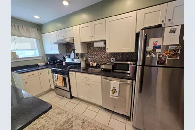 21-23 Shaw St #23, Weymouth, MA 02191 - Photo 2