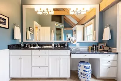 27 Knoll Drive, Edgartown, MA 02539 - Photo 16