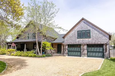 27 Knoll Drive, Edgartown, MA 02539 - Photo 2