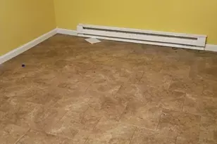 51 View St, Holyoke, MA 01040 - Photo 6
