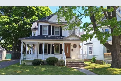 51 View St, Holyoke, MA 01040 - Photo 2