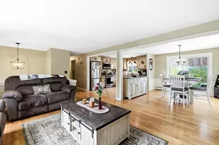 107 Colony, East Longmeadow, MA 01028 - Photo 16