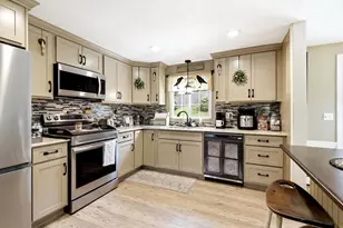 107 Colony, East Longmeadow, MA 01028 - Photo 20