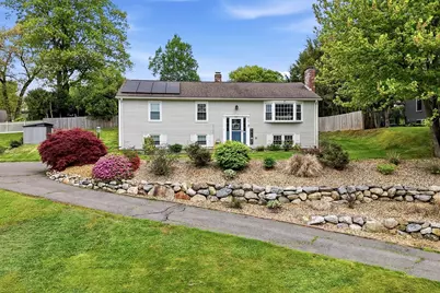 107 Colony, East Longmeadow, MA 01028 - Photo 2