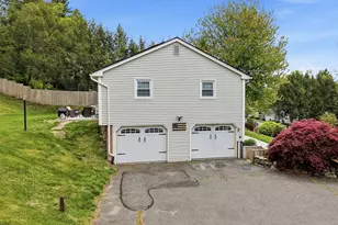107 Colony, East Longmeadow, MA 01028 - Photo 6