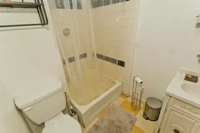 146 Beech St., Holyoke, MA 01040 - Photo 16
