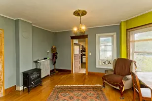 146 Beech St, Holyoke, MA 01040 - Photo 30