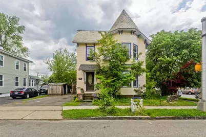 146 Beech St., Holyoke, MA 01040 - Photo 2