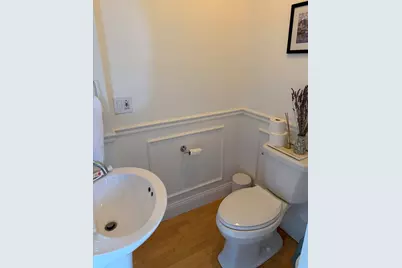 275 W 5th St #2, Boston, MA 02127 - Photo 10