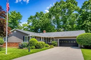 225 Braemoor Rd, Brockton, MA 02301 - Photo 1