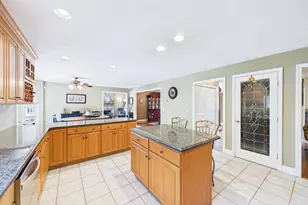 7 Jocelyn Cir, Taunton, MA 02780 - Photo 8