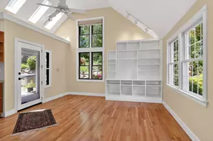 9 Ledgewood Dr, Boylston, MA 01505 - Photo 6