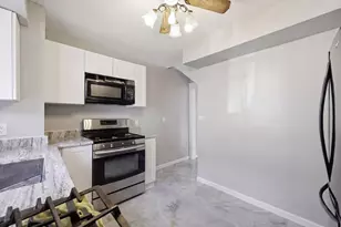 62 Kenyon St, Springfield, MA 01109 - Photo 14