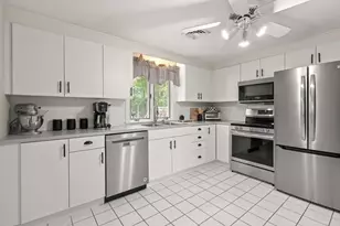 24 Barberry Dr, Seekonk, MA 02771 - Photo 10
