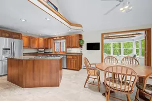 10 Benson Rd, Hopkinton, MA 01748 - Photo 8