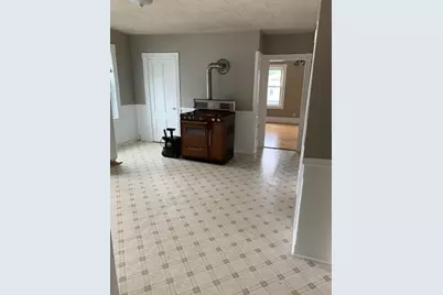 6 Eckman Street #3, Worcester, MA 01607 - Photo 2
