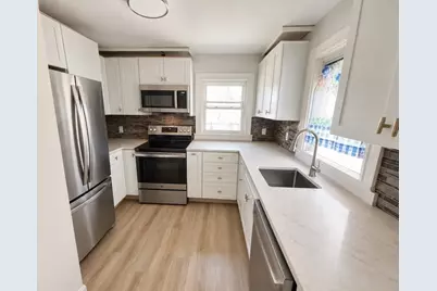 14 S High St, Milford, MA 01757 - Photo 4