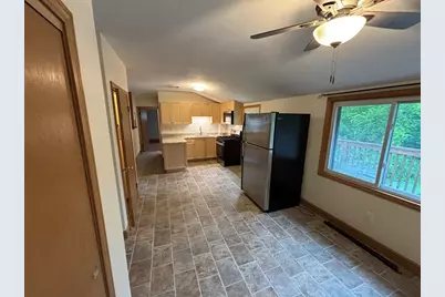 588 Walpole St. #2nd fl, Norwood, MA 02062 - Photo 6
