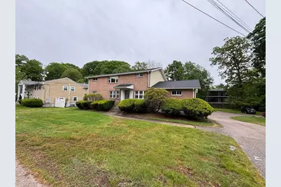 588 Walpole St. #2nd fl, Norwood, MA 02062 - Photo 2