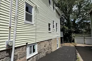 421 Belgrade Ave, Boston, MA 02132 - Photo 20