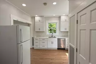 421 Belgrade Ave, Boston, MA 02132 - Photo 6