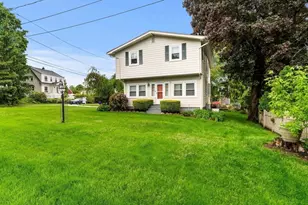 1 Lawton St, Haverhill, MA 01830 - Photo 4