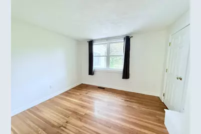 975 S Main St, Bellingham, MA 02019 - Photo 12
