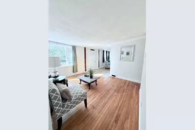 975 S Main St, Bellingham, MA 02019 - Photo 8