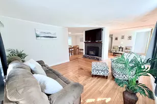 975 S Main St, Bellingham, MA 02019 - Photo 6