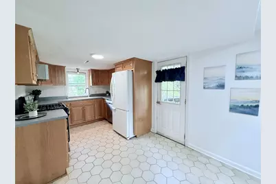975 S Main St, Bellingham, MA 02019 - Photo 20
