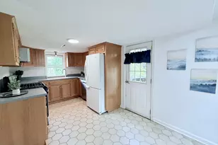 975 S Main St, Bellingham, MA 02019 - Photo 20