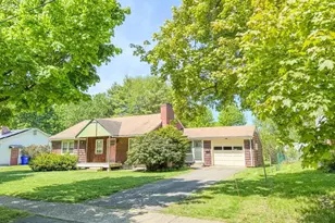 24 Washburn Ave, Greenfield, MA 01301 - Photo 1