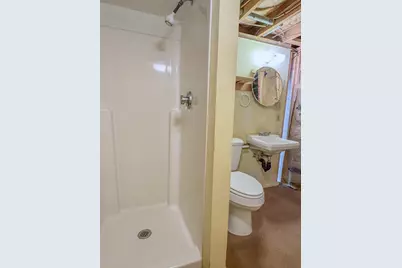 24 Washburn Ave, Greenfield, MA 01301 - Photo 30