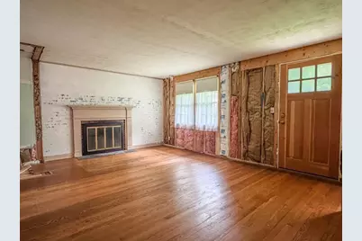 24 Washburn Ave, Greenfield, MA 01301 - Photo 18