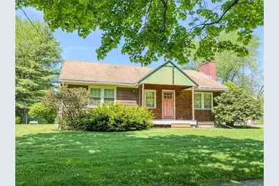 24 Washburn Ave, Greenfield, MA 01301 - Photo 2