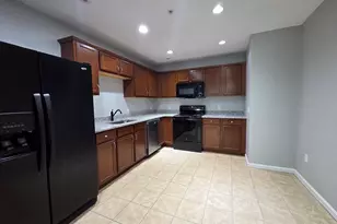 70 Oak St Ext, Brockton, MA 02301 - Photo 4
