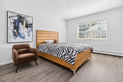 4 Robinwood Ave #8, Boston, MA 02130 - Photo 10