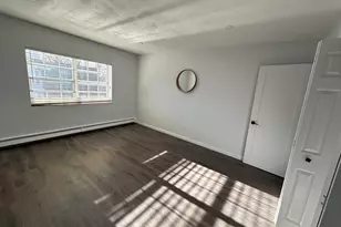 4 Robinwood Ave, Boston, MA 02130 - Photo 14