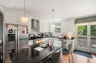 35 Woodward St, Boston, MA 02127 - Photo 10