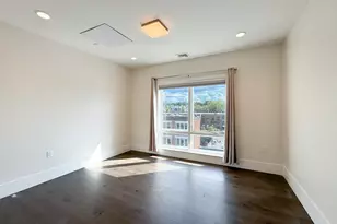 214 Market St, Boston, MA 02135 - Photo 8