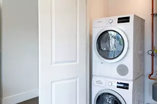 214 Market St, Boston, MA 02135 - Photo 12