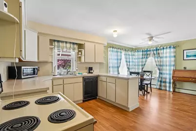 1250 Pulaski Blvd, Bellingham, MA 02019 - Photo 10