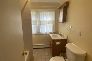 131 Evans St, Watertown, MA 02472 - Photo 12