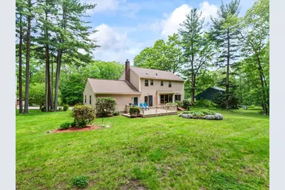 3 Oakwood Dr, Webster, MA 01570 - Photo 6