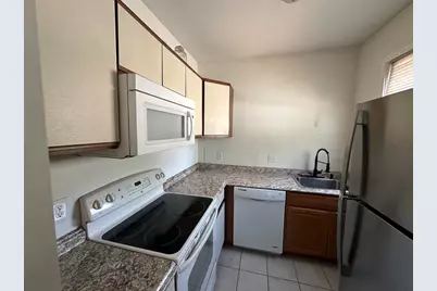 17A Peacedale Ave #17A, Worcester, MA 01607 - Photo 6