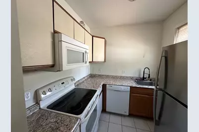 17A Peacedale Ave #17A, Worcester, MA 01607 - Photo 6