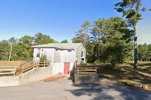 7 Lakeview St, Carver, MA 02330 - Photo 2