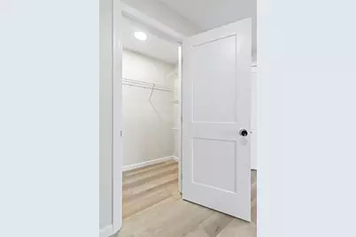 324 W Third #1, Boston, MA 02127 - Photo 10