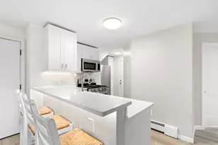 324 W 3rd, Boston, MA 02127 - Photo 6