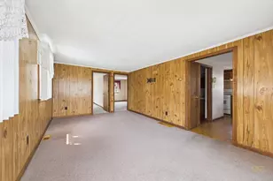 15 Transit St, New Bedford, MA 02740 - Photo 12